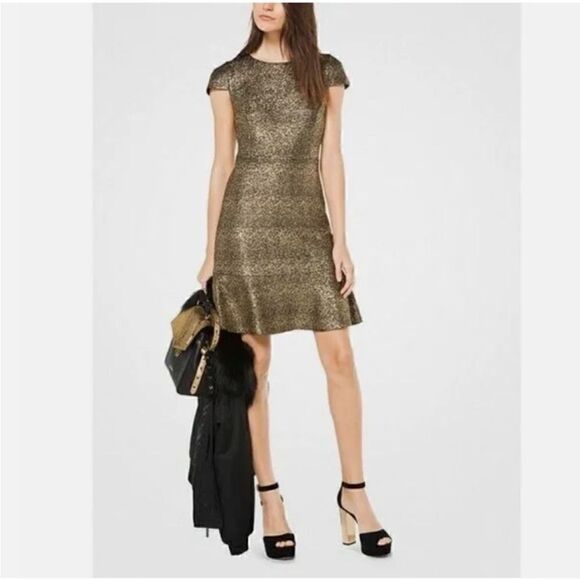 Michael Kors Gold Foil Cap Sleeve Flounce Cocktail Dress, Size M, NWT - Picture 4 of 12